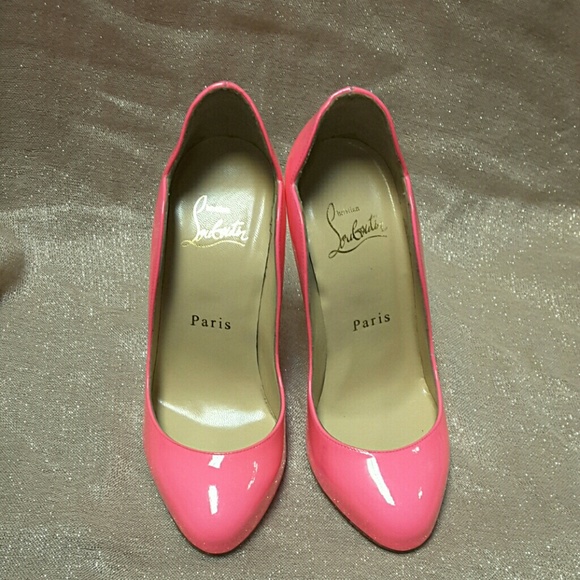 Christian Louboutin Wawy Dolly - Picture 1 of 5